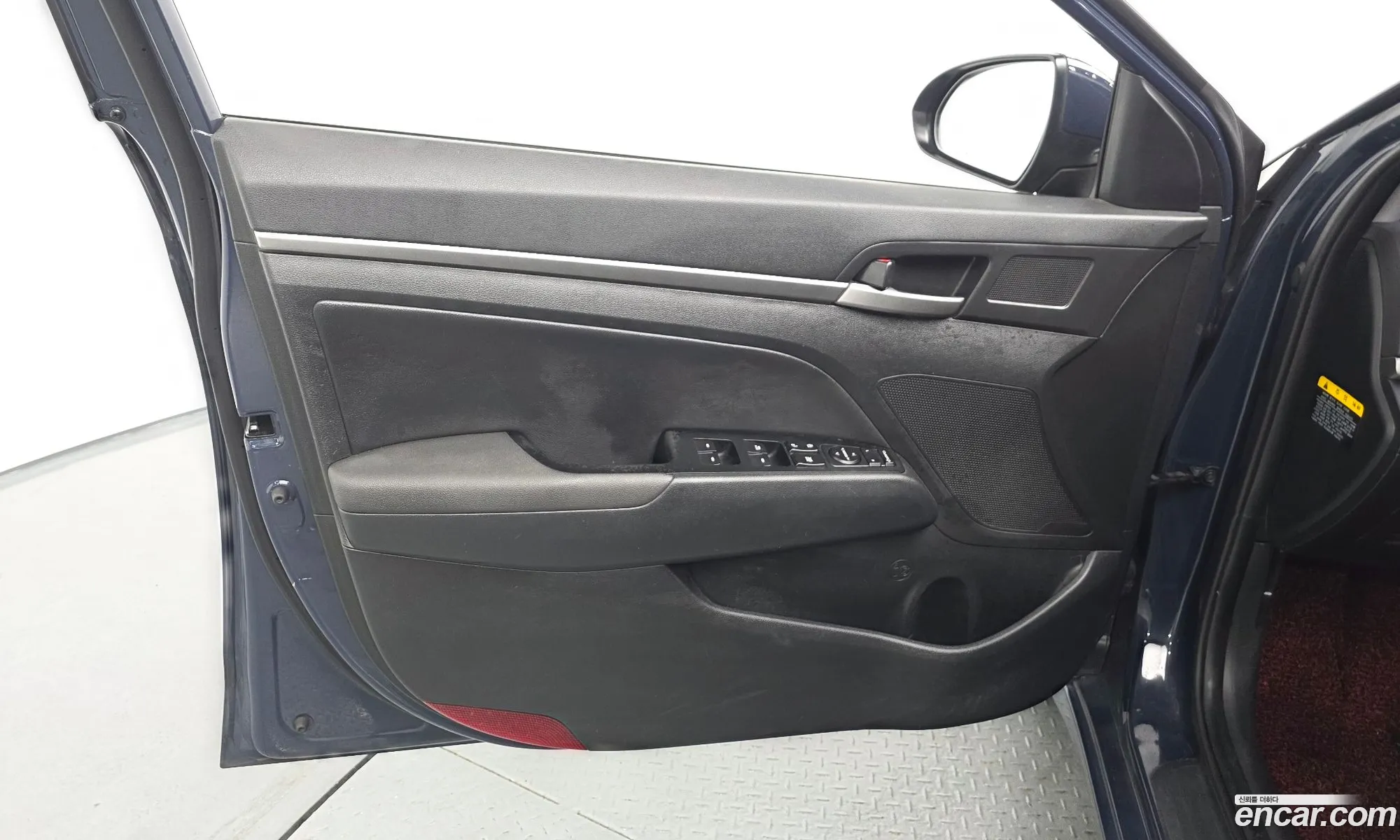 Hyundai Elantra AD 2015 — 15