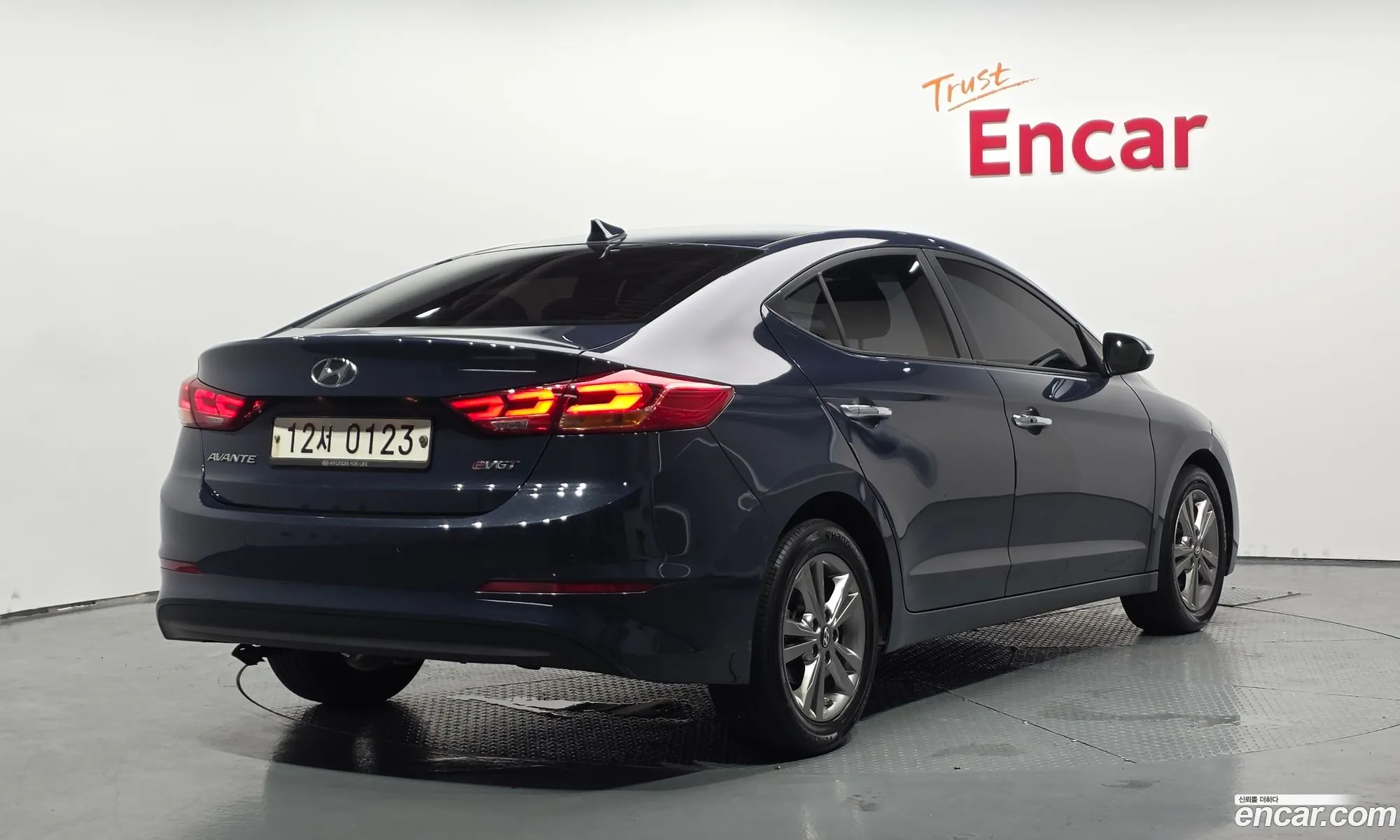 Hyundai Elantra AD 2015 — 3