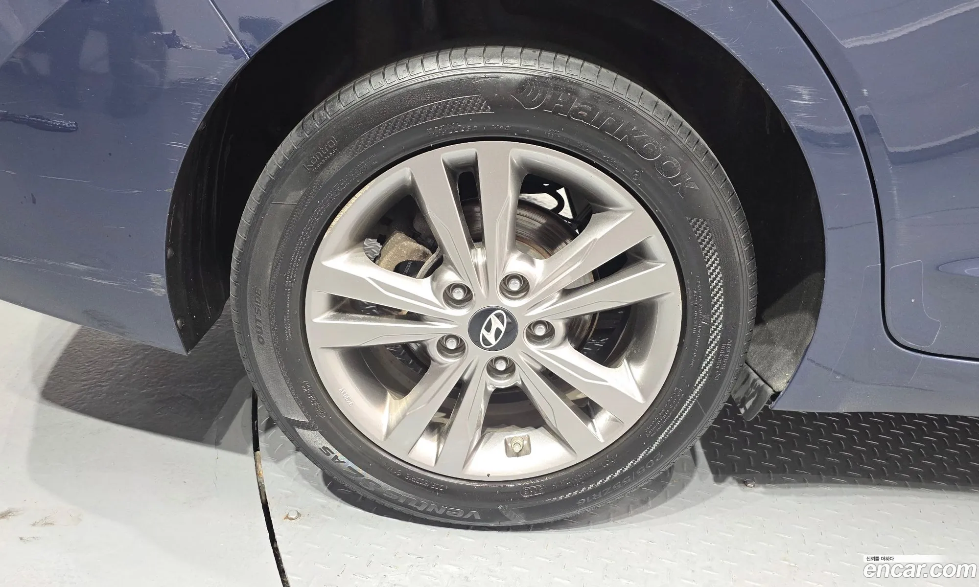Hyundai Elantra AD 2015 — 29