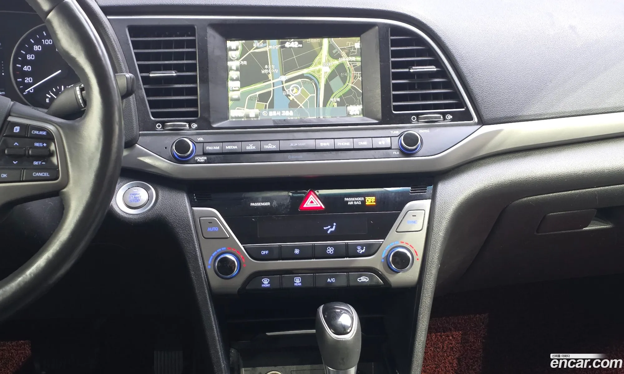 Hyundai Elantra AD 2015 — 30