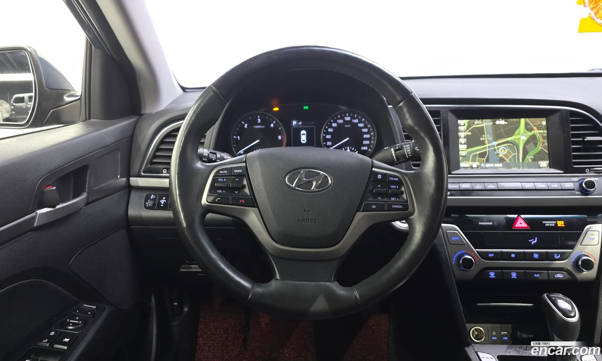 Hyundai Elantra AD 2015 — 20