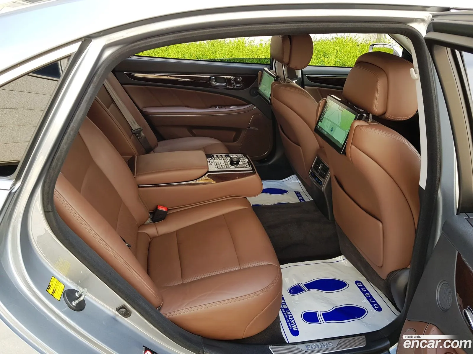 Hyundai Equus 2015 — 13