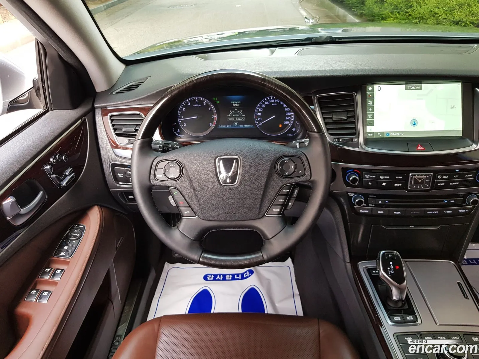 Hyundai Equus 2015 — 12