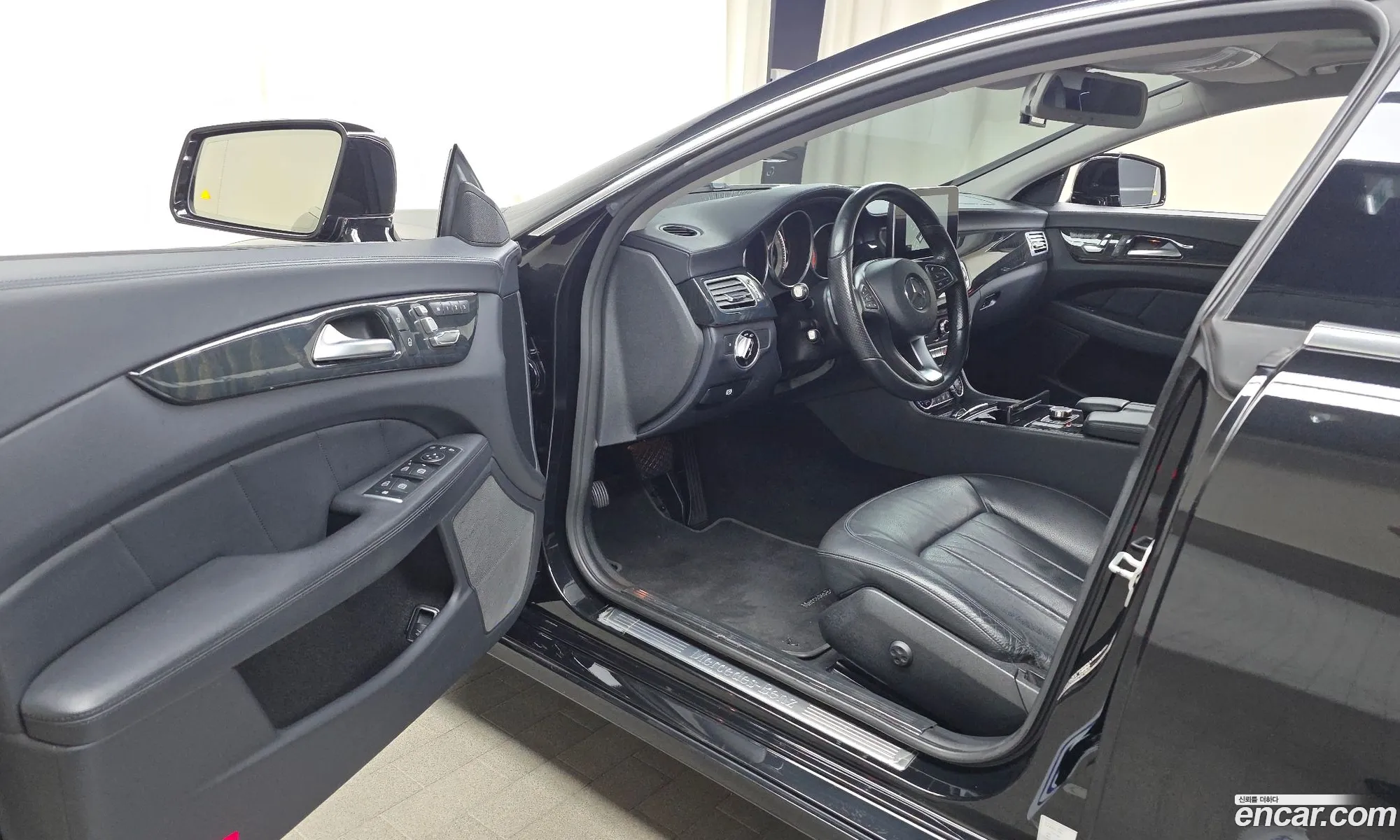 Mercedes-Benz CLS-Class W218 2016 — 14