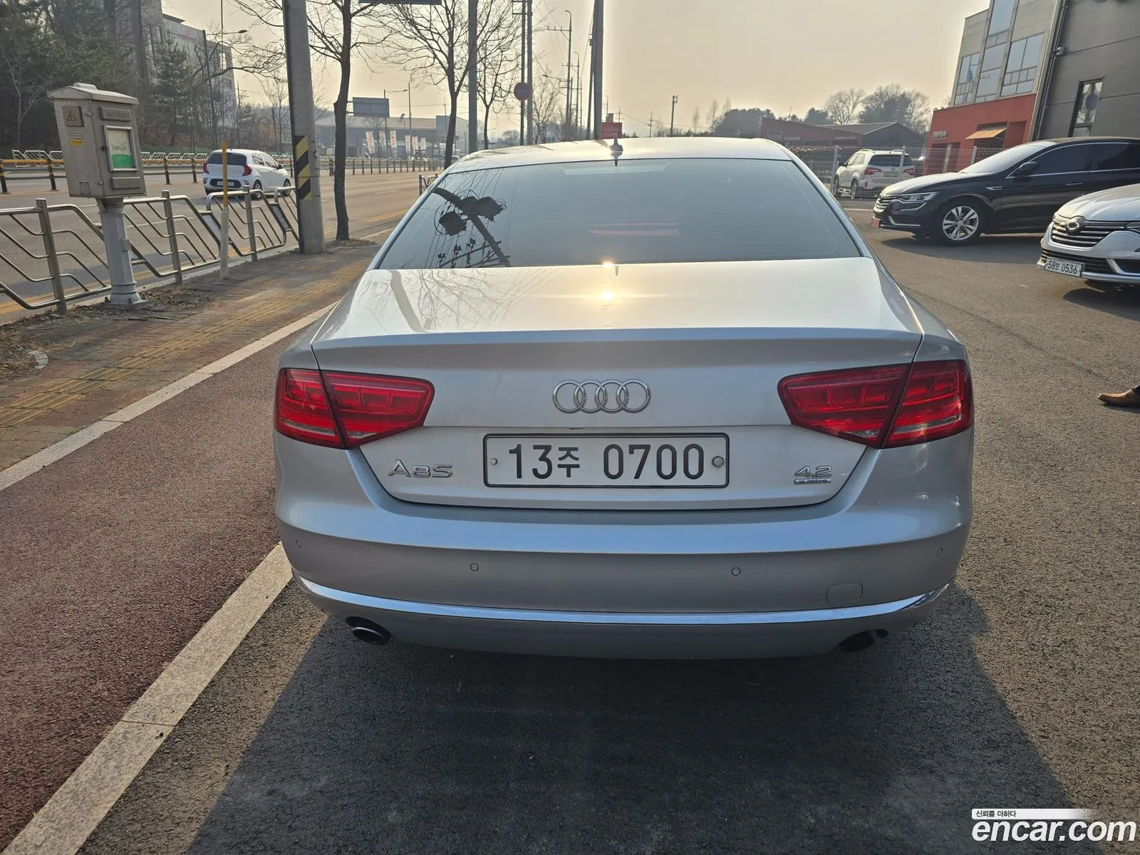 Audi A8 2010 — 19