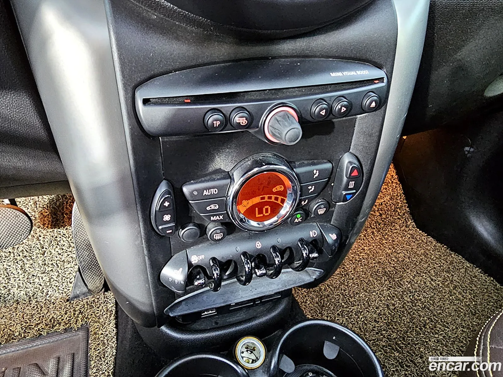 Mini Cooper D Countryman 2013 — 12