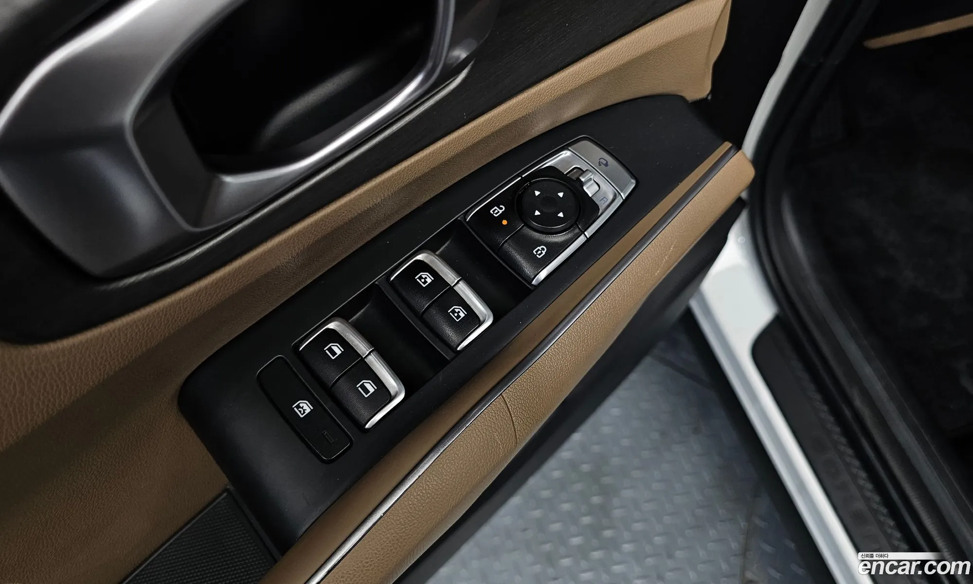 Kia Sorento 2023 — 9