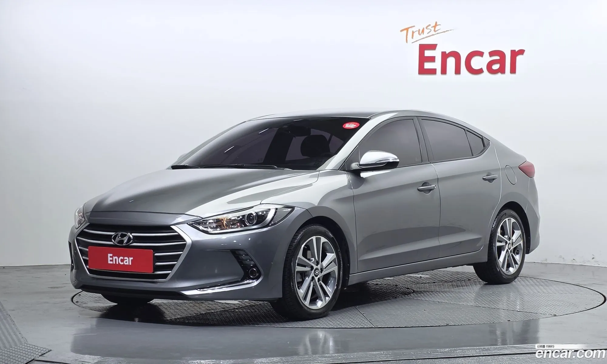 Hyundai Elantra AD 2017 — 23