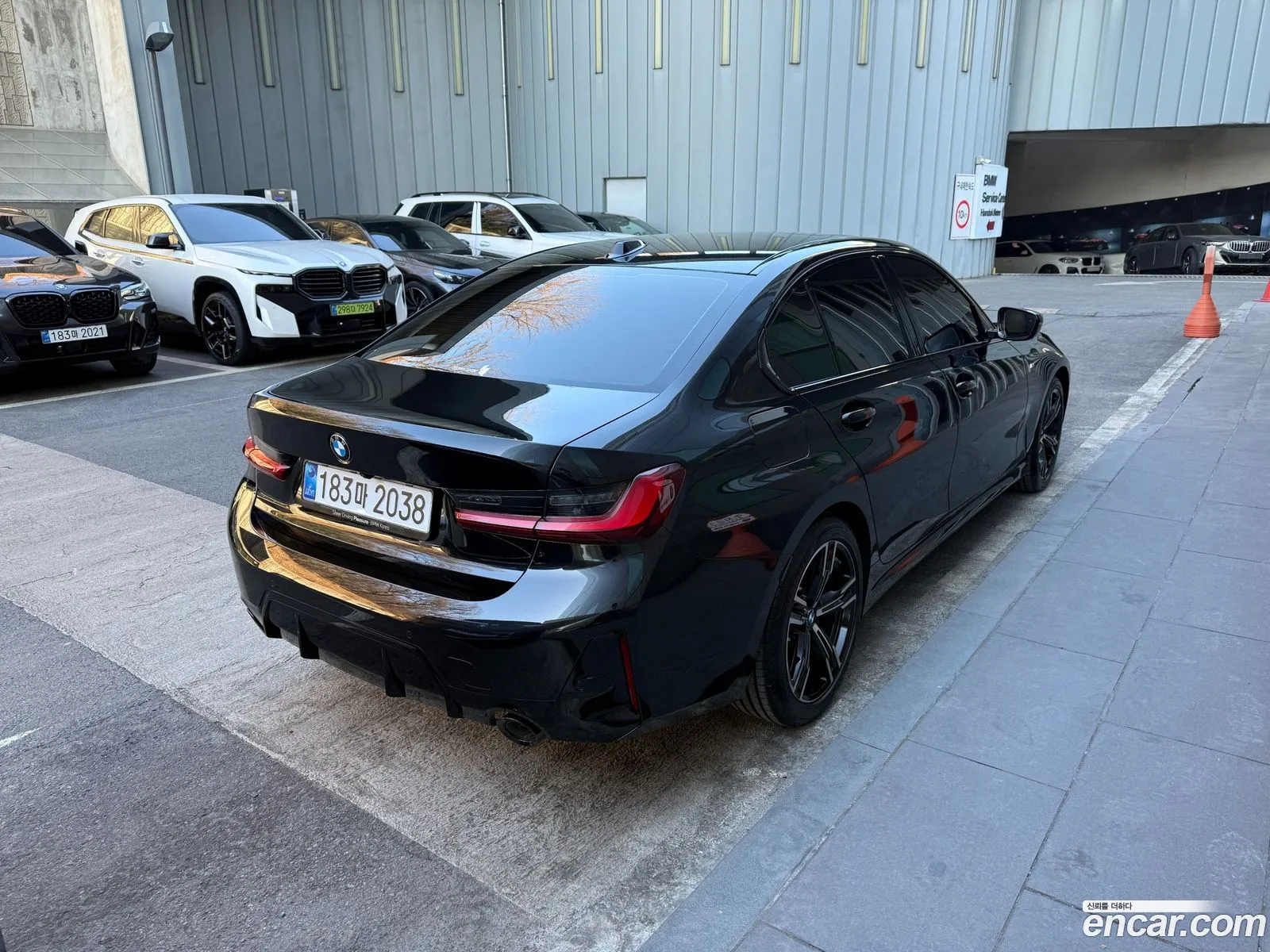 BMW 3 Series 2026 — 9