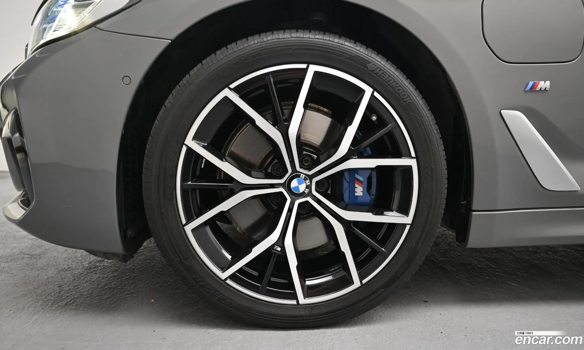 BMW 5 Series 2021 — 19