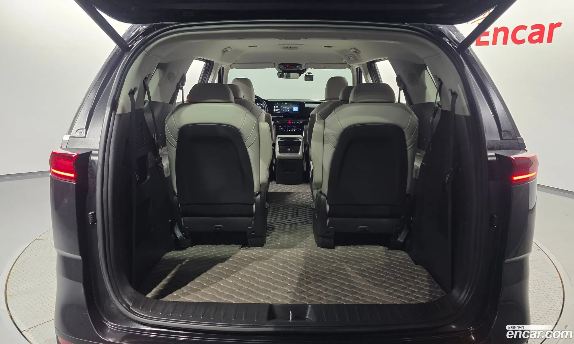 Kia Carnival 2023 KNANC81BBPS281163 — 11