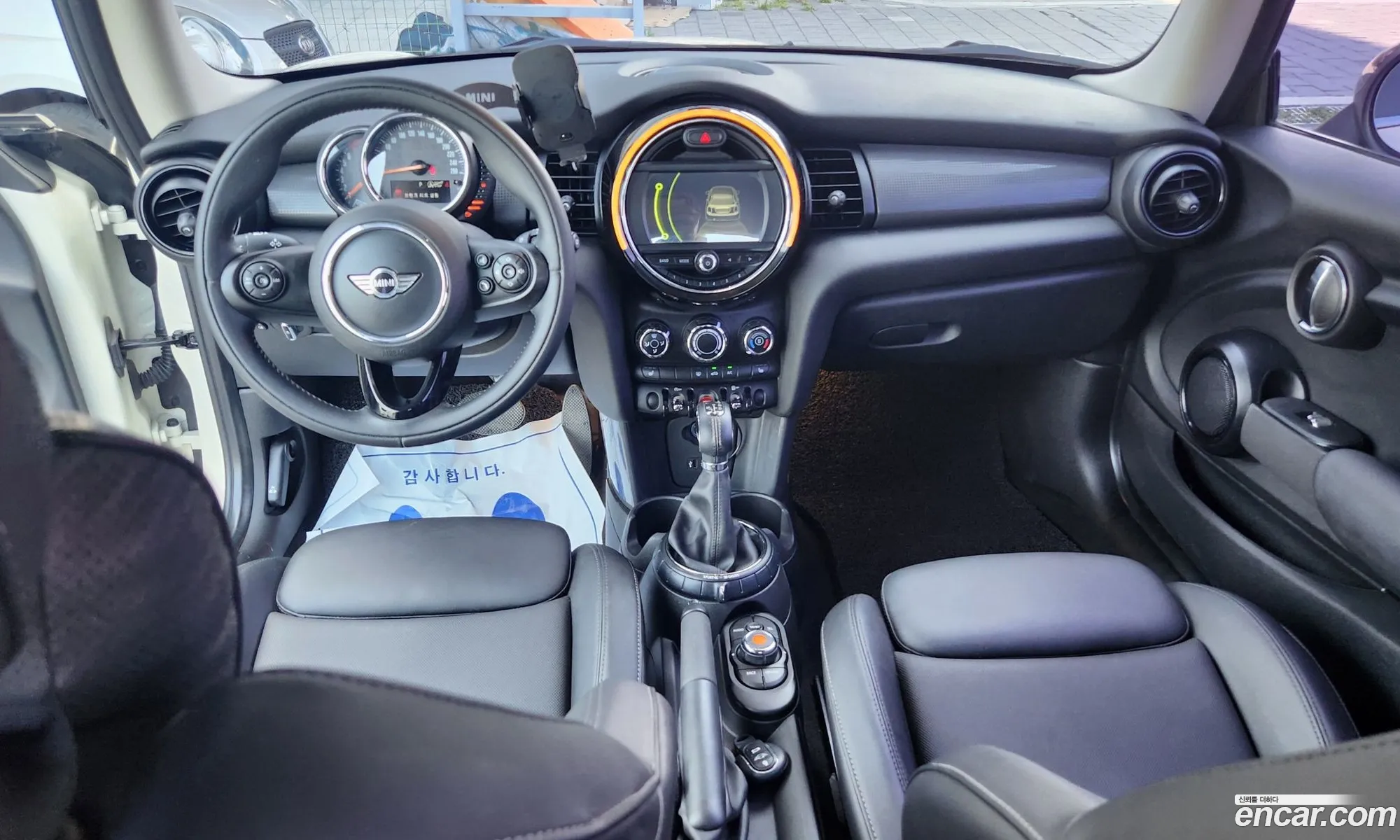 Mini Cooper 2017 — 3