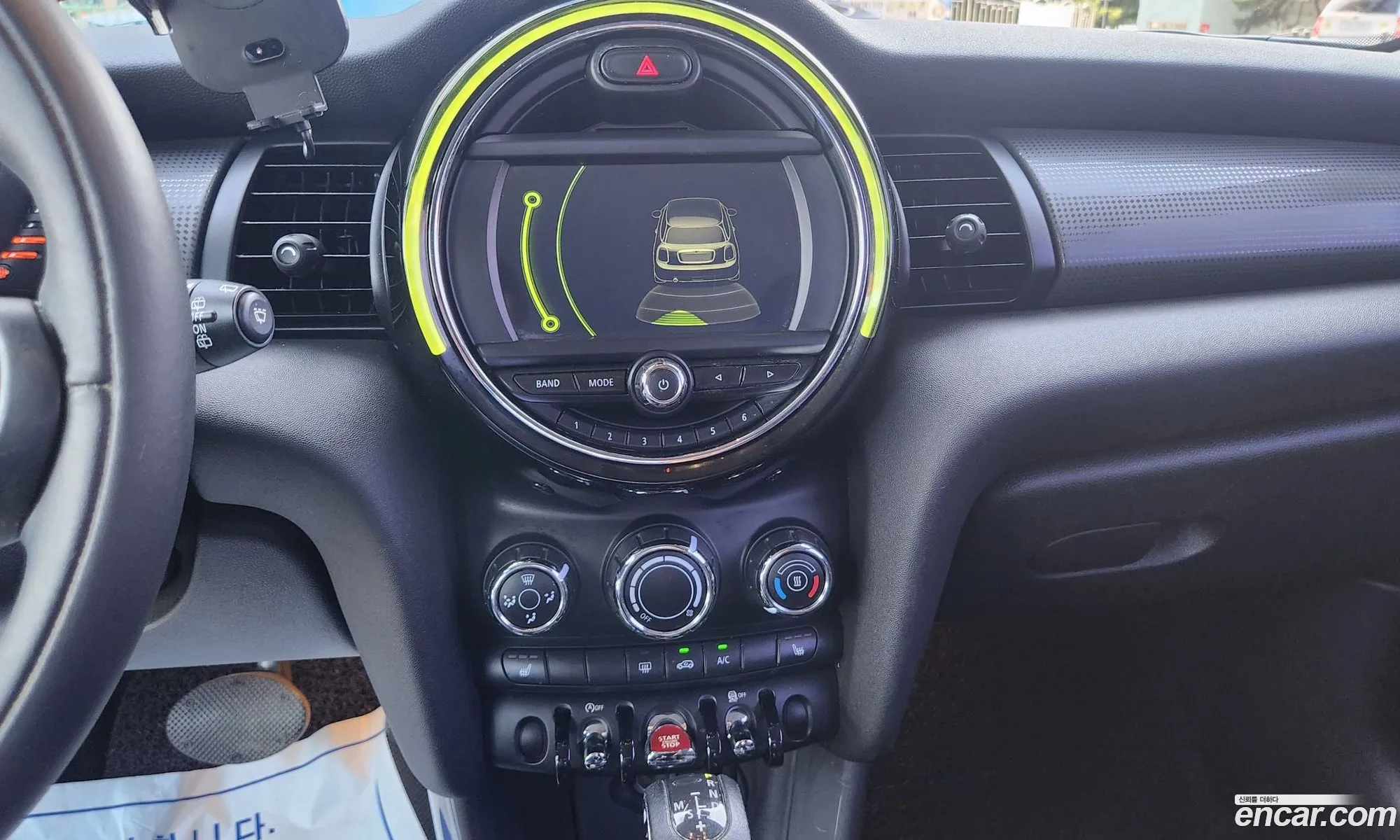 Mini Cooper 2017 — 12