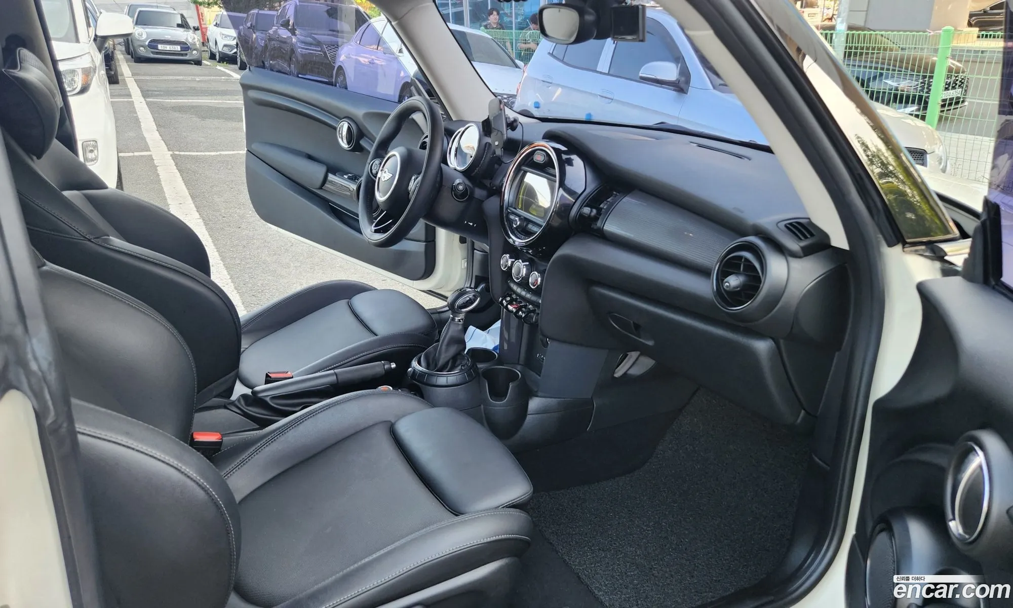 Mini Cooper 2017 — 6