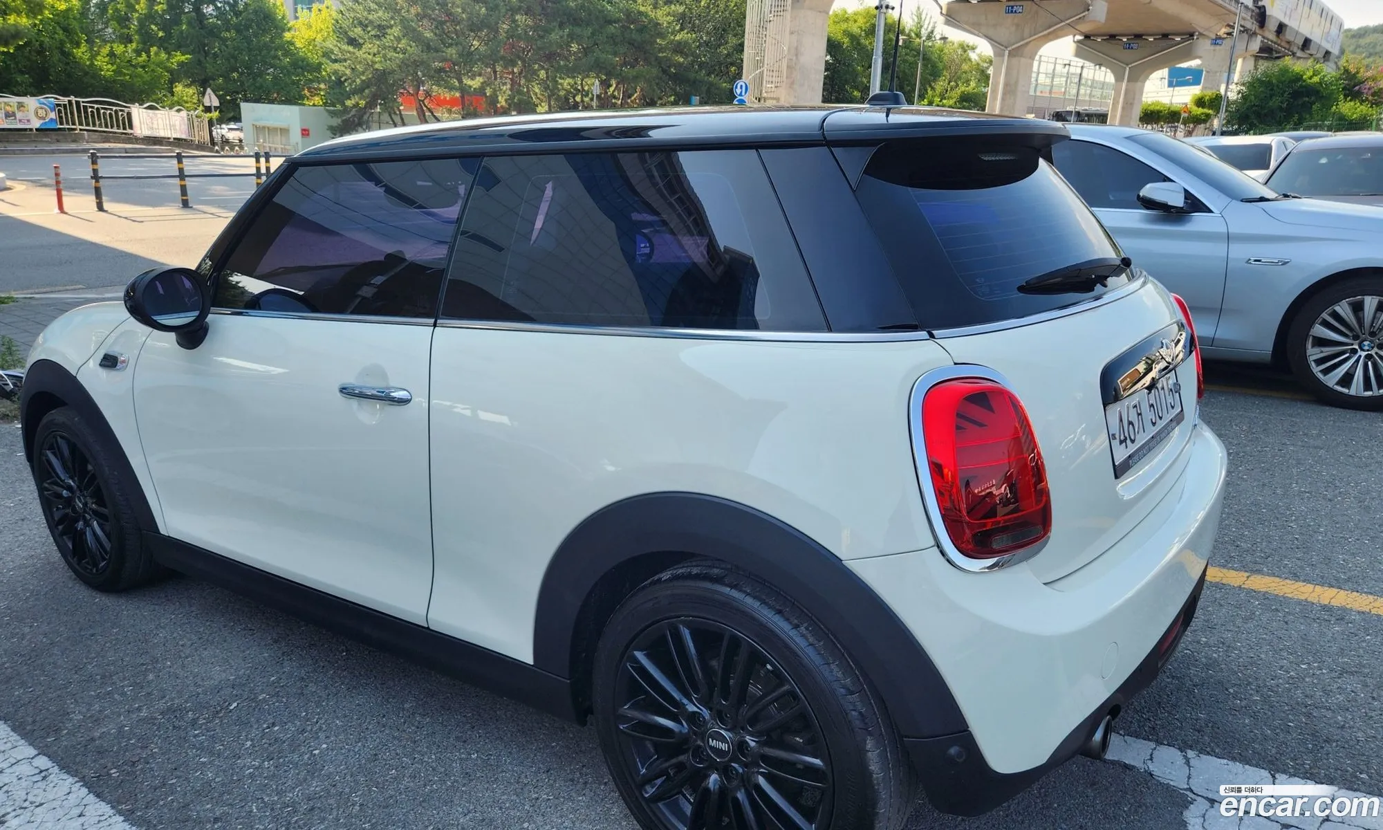 Mini Cooper 2017 — 17
