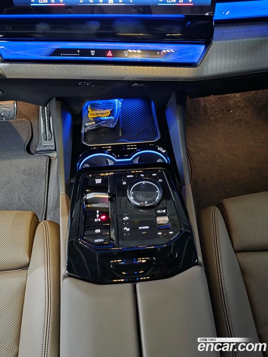 BMW 5 Series 2025 — 15