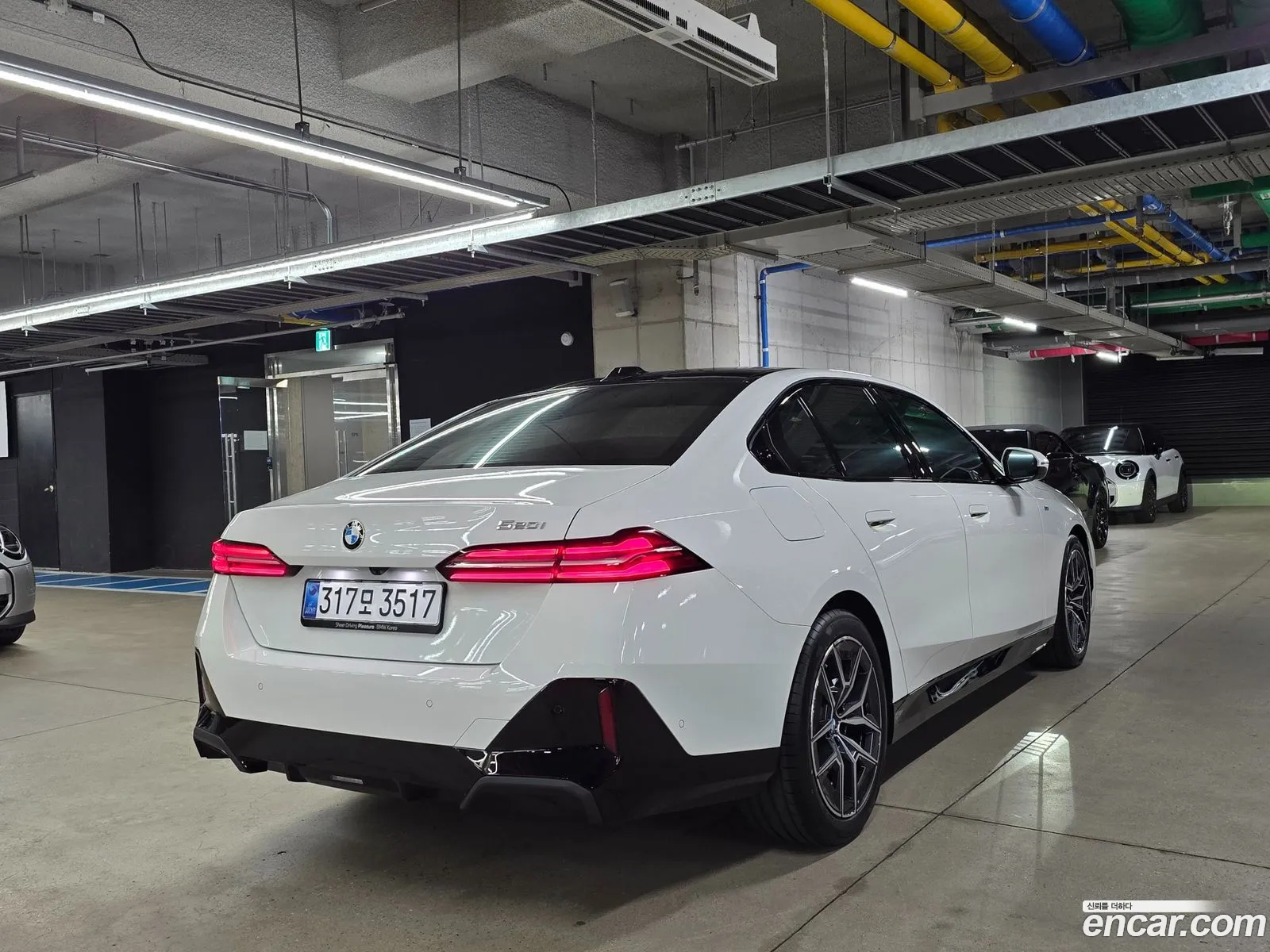 BMW 5 Series 2025 — 9