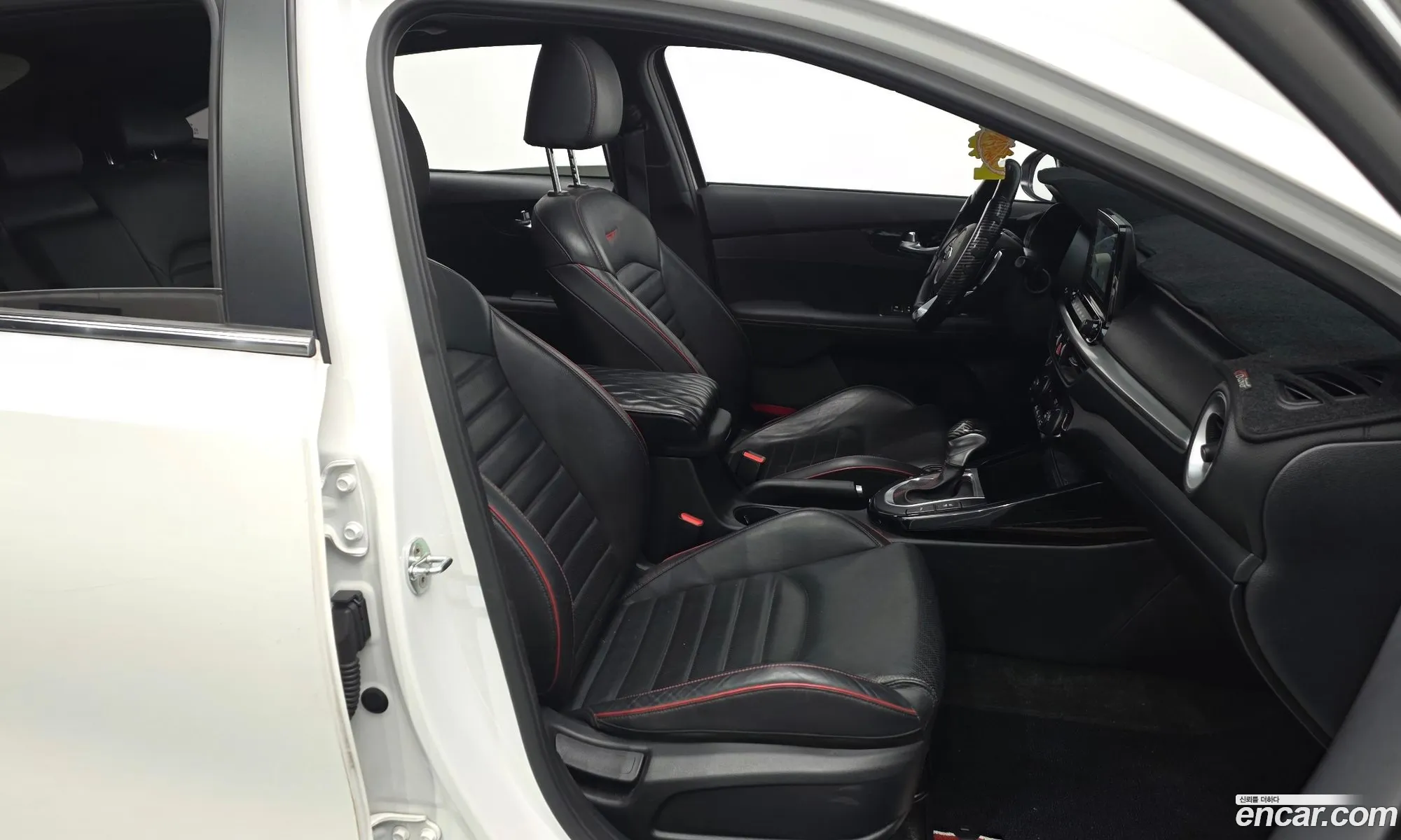 Kia K3 2019 — 6