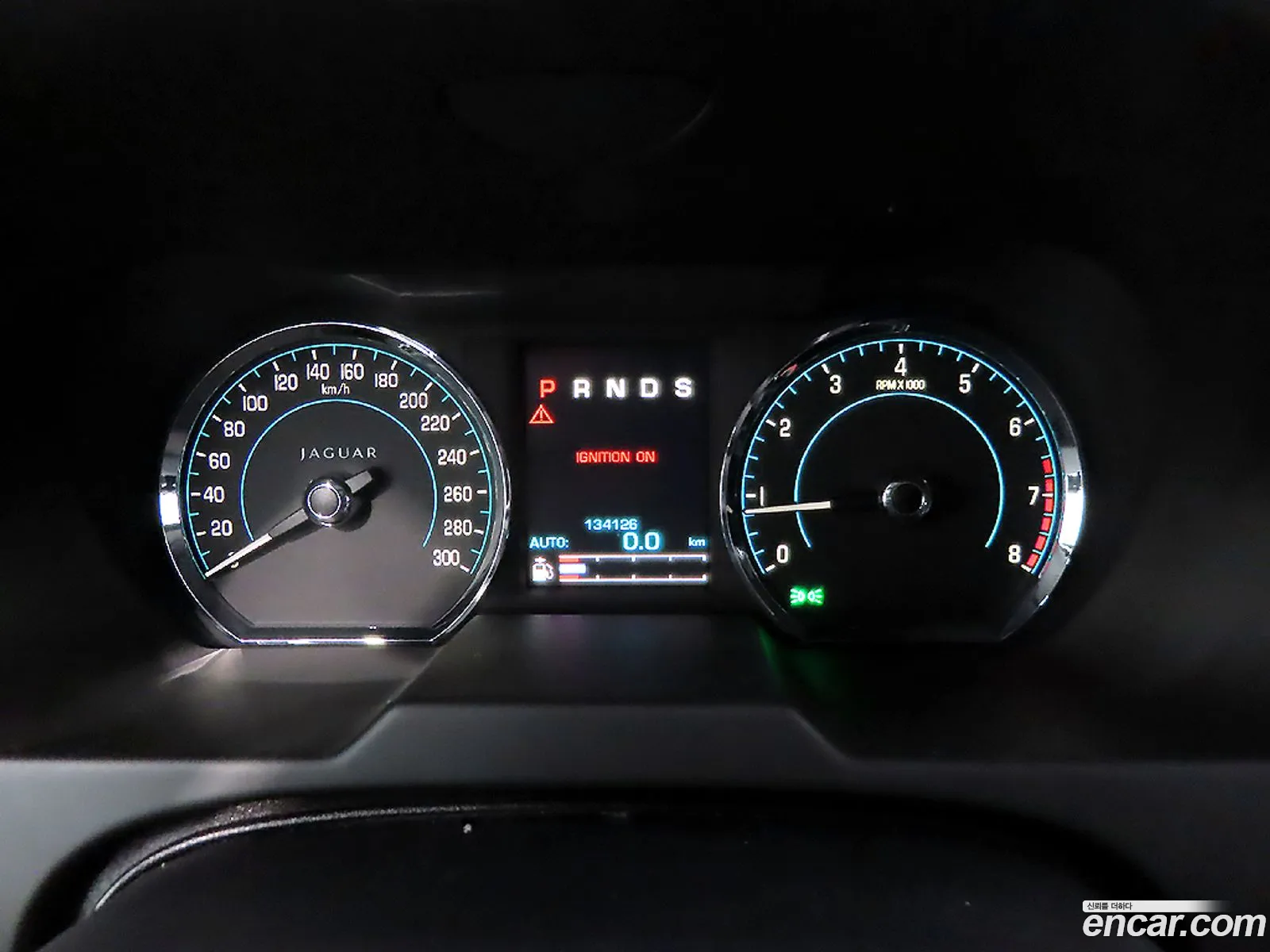 Jaguar XF 2013 — 6