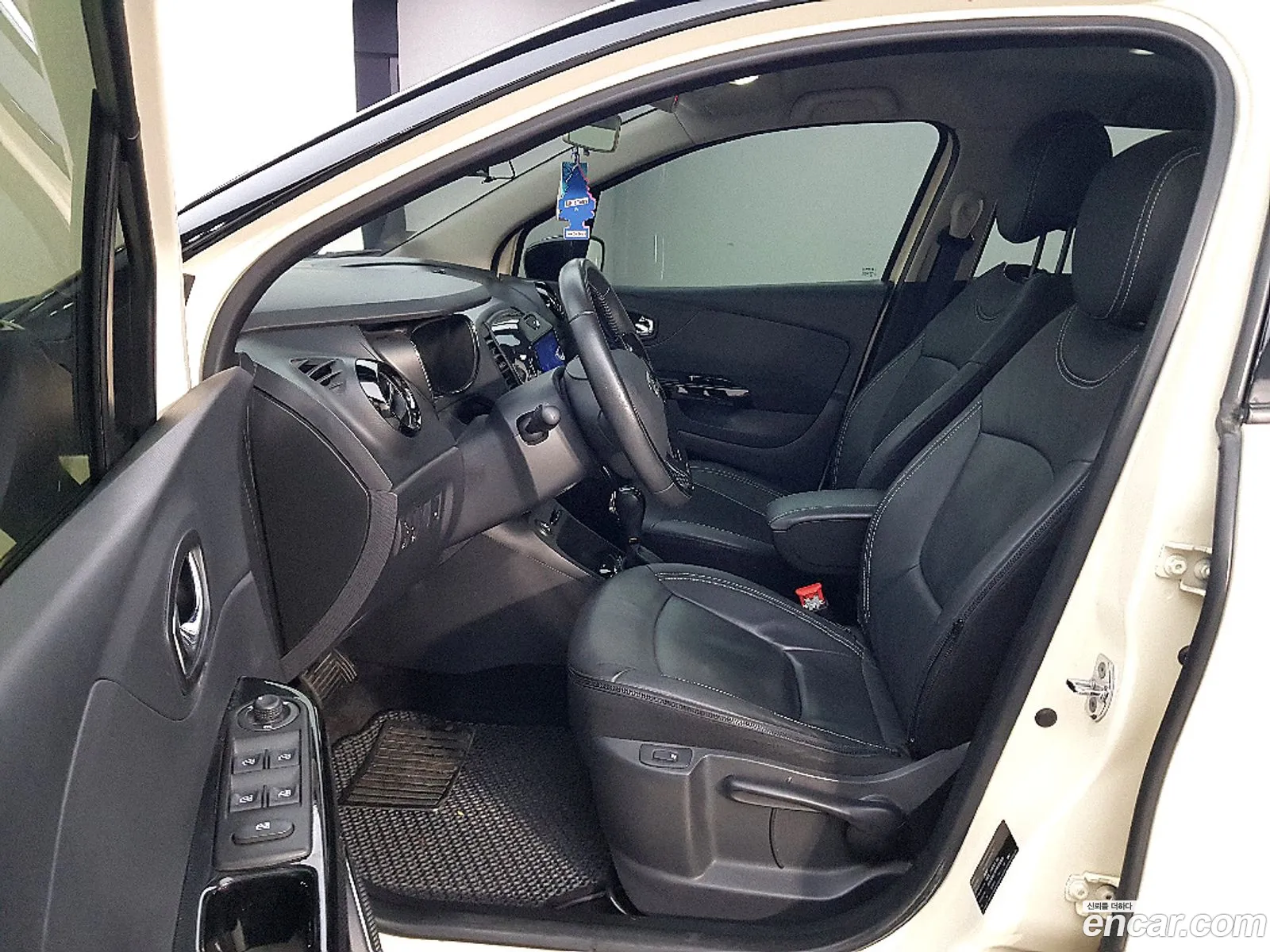 Renault Korea (Samsung) QM3 2015 — 9