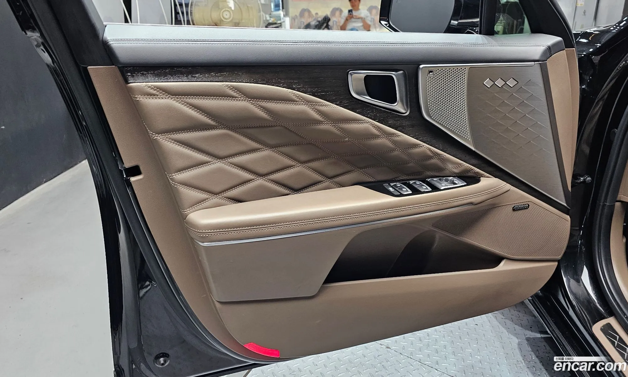 Kia K8 Hybrid 2022 — 19