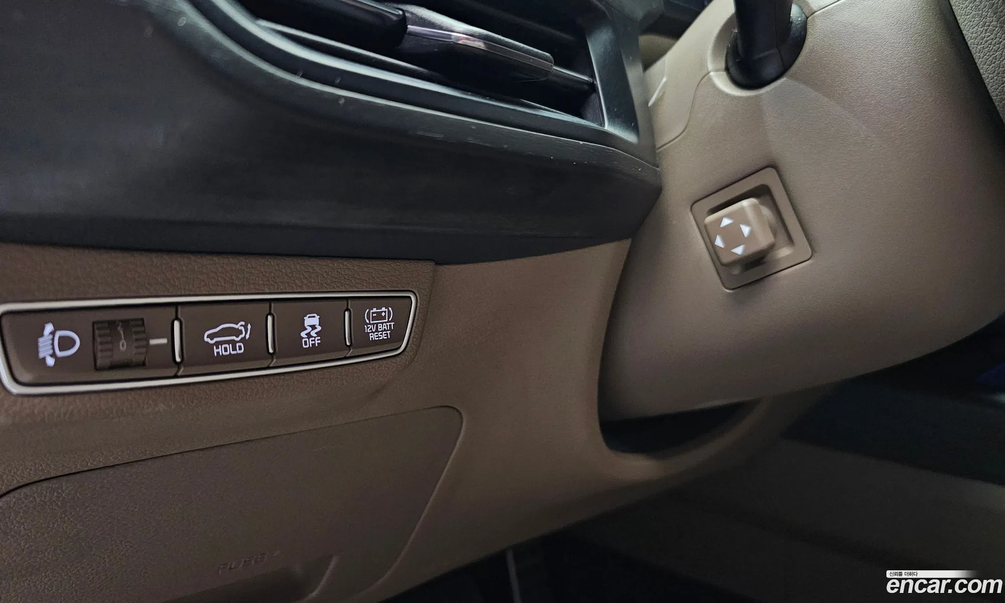 Kia K8 Hybrid 2022 — 30