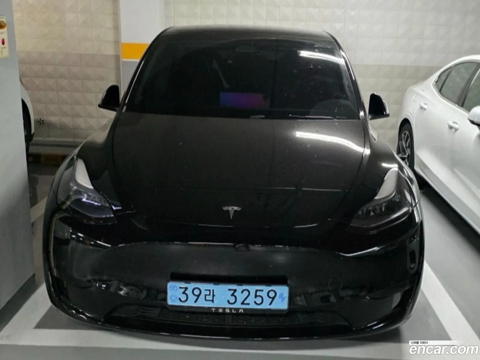Tesla Model Y 2023 — 11