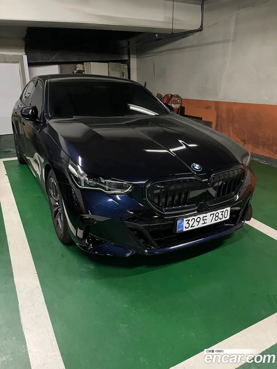 BMW 5 Series 2025 — 18