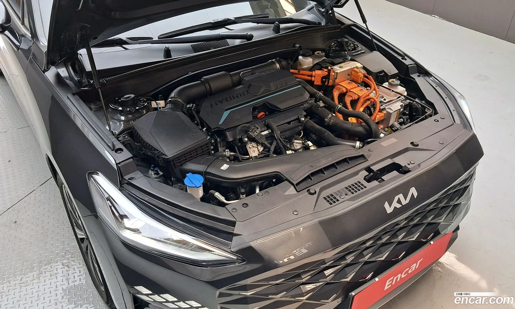 Kia K8 Hybrid 2023 — 37