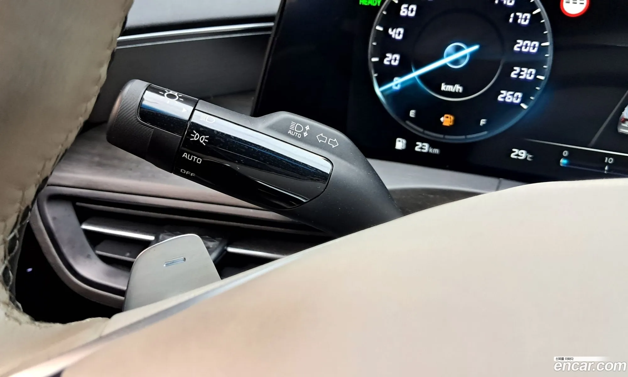 Kia K8 Hybrid 2022 — 31