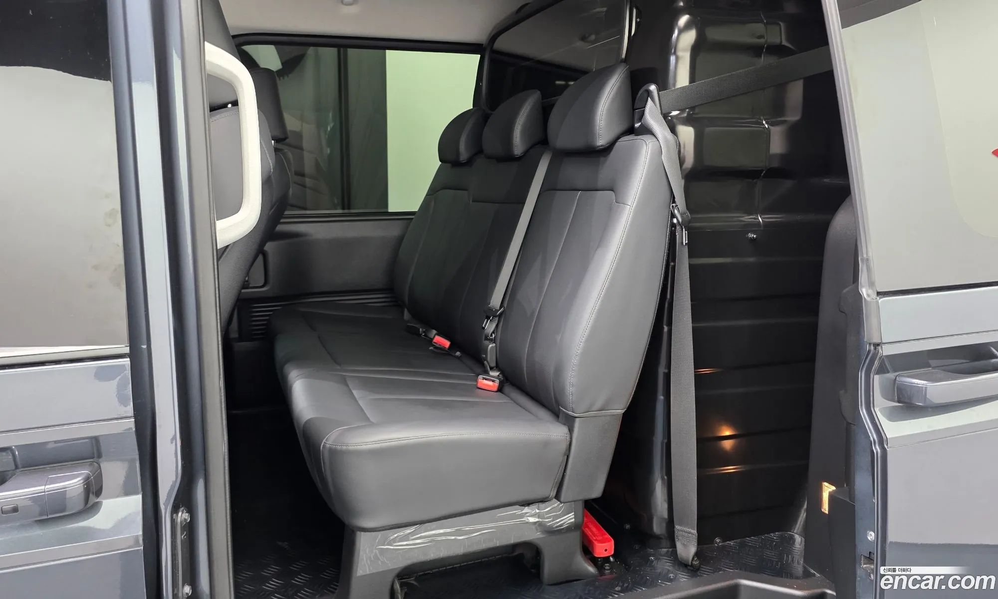 Hyundai Staria 2023 — 14