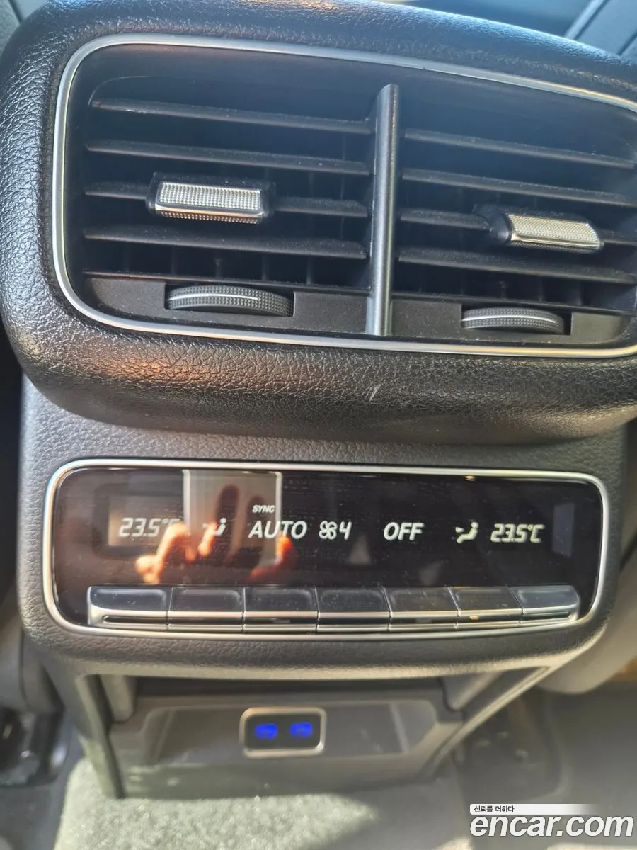 Mercedes-Benz GLE-Class W167 2023 — 4