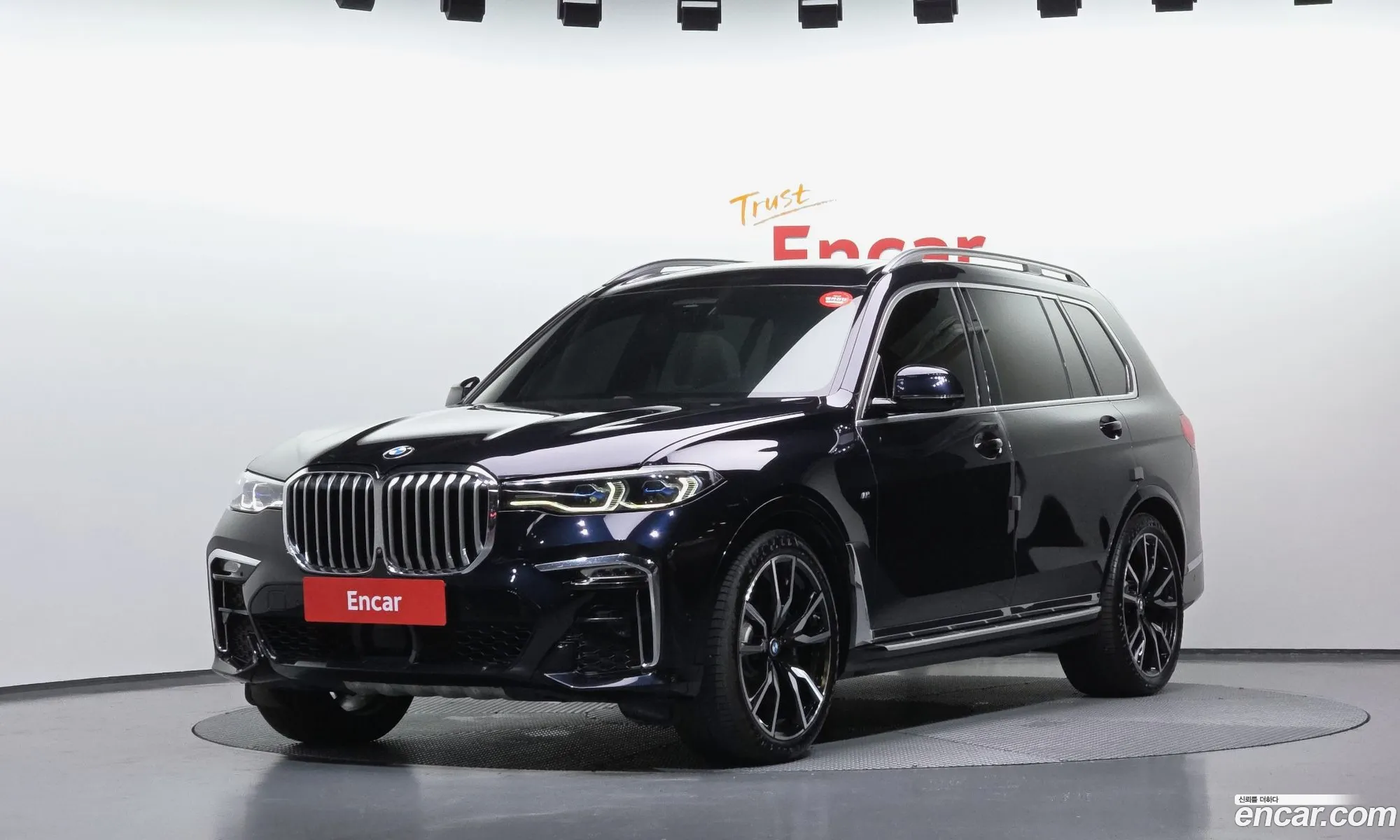 BMW X7 2021 — 18