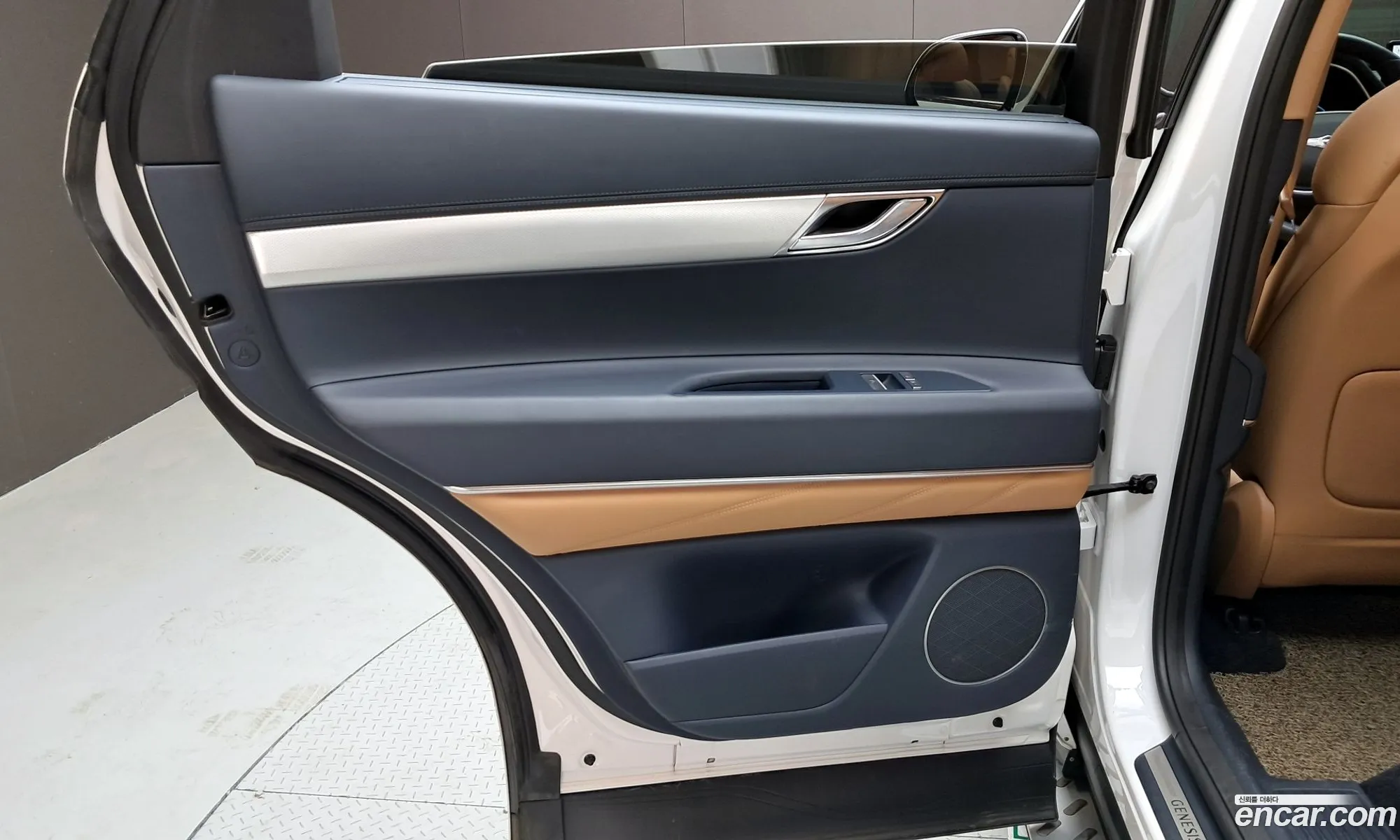 Genesis GV80 2022 — 35