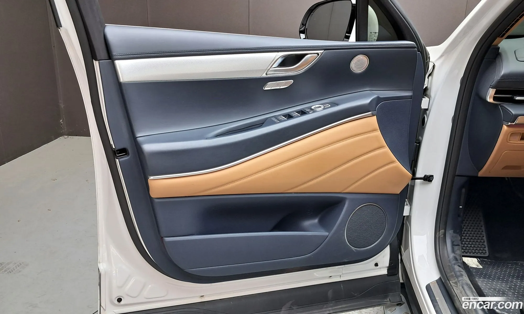 Genesis GV80 2022 — 16