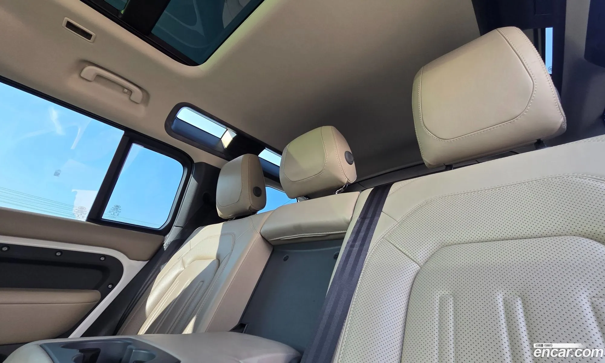 Land Rover Defender 2021 — 20