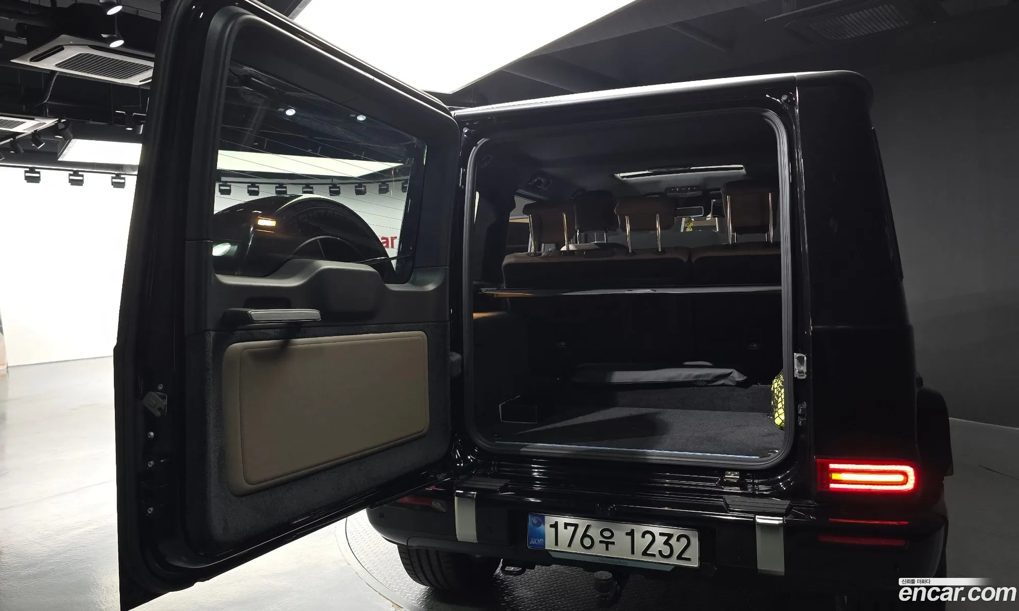 Mercedes-Benz G-Class W465 2025 — 19
