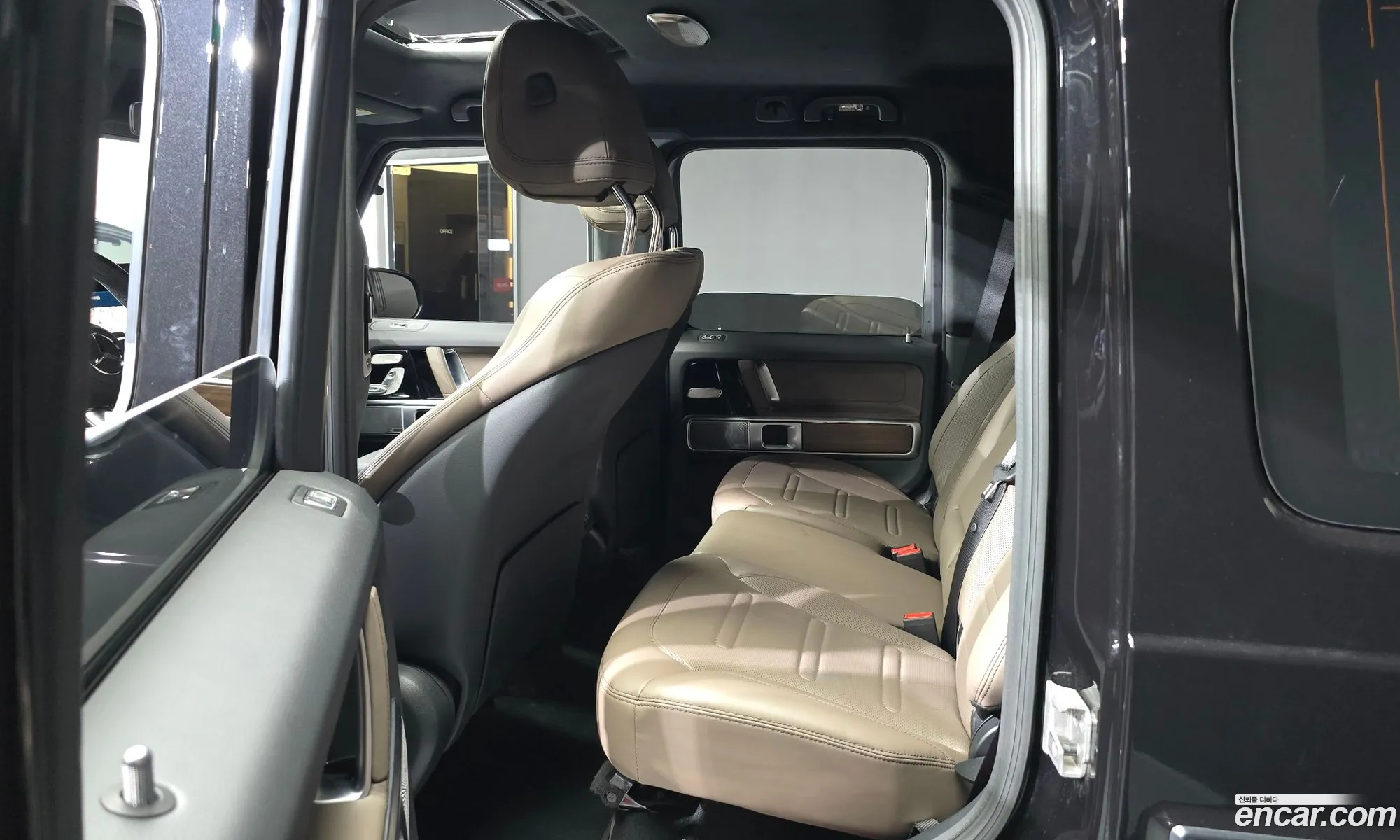 Mercedes-Benz G-Class W465 2025 — 27