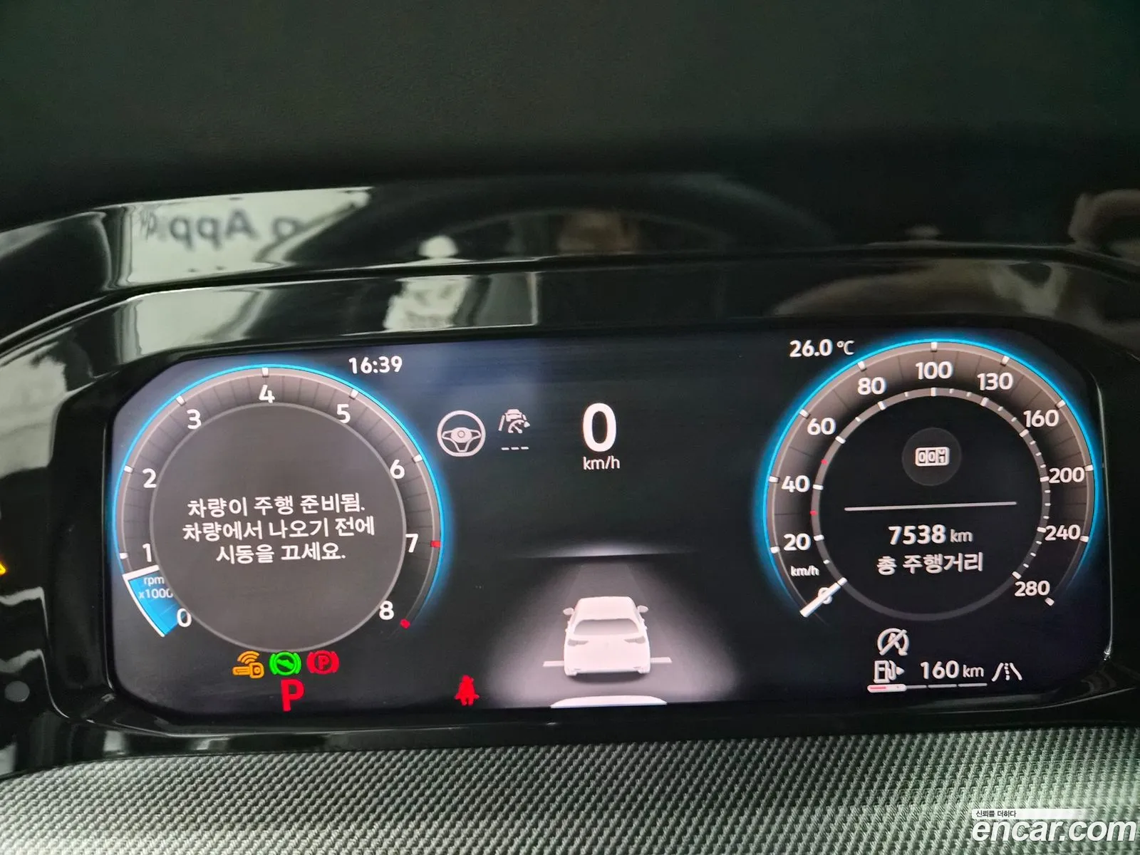Volkswagen Golf 8th Gen 2025 — 5