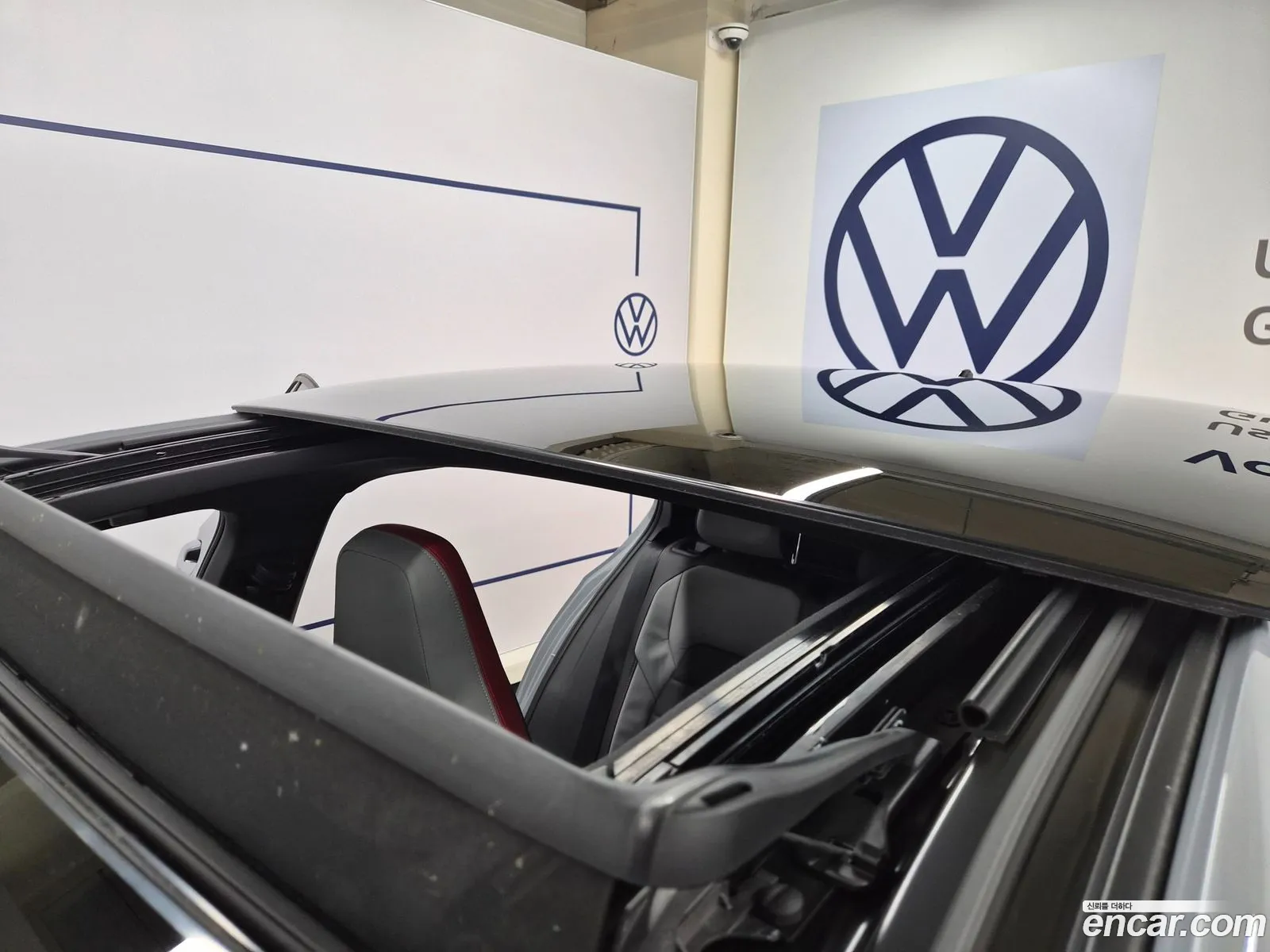 Volkswagen Golf 8th Gen 2025 — 3