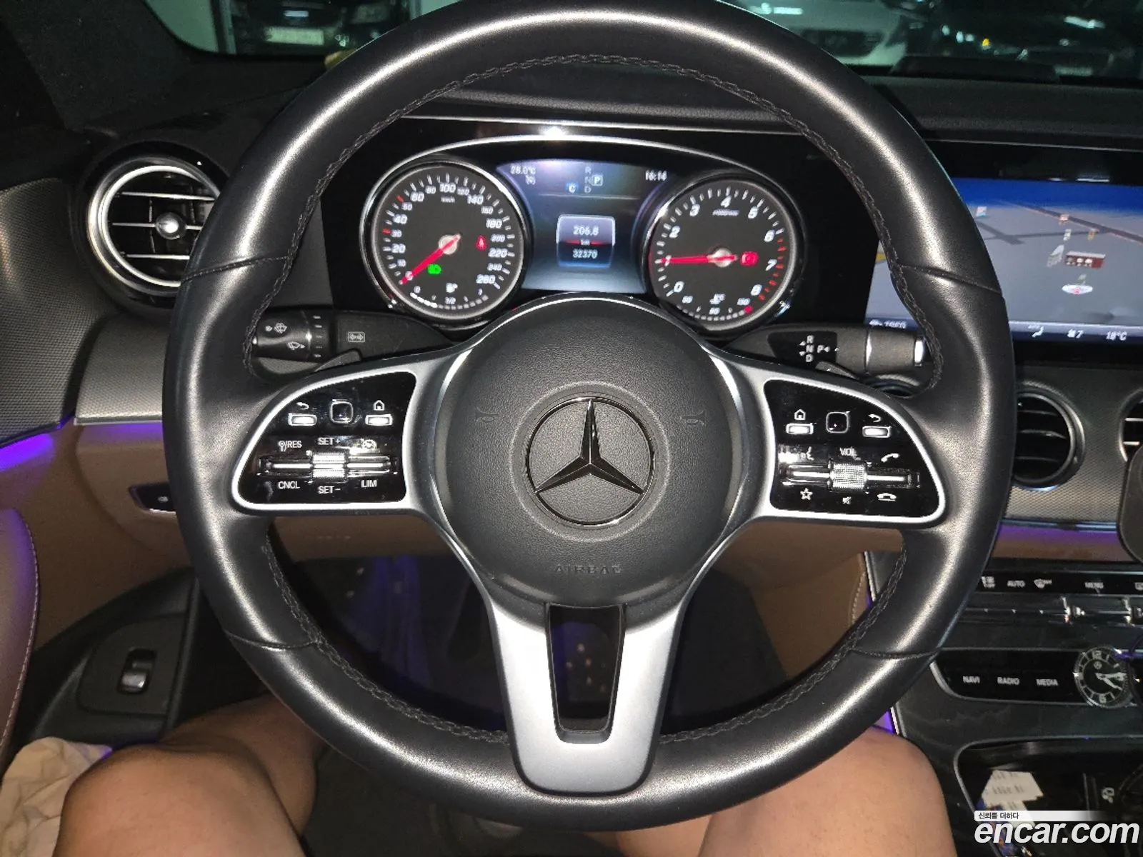 Mercedes-Benz E-Class W213 2020 — 17