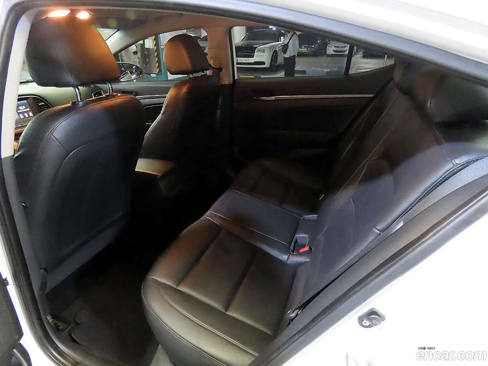 Hyundai Elantra AD 2015 — 8
