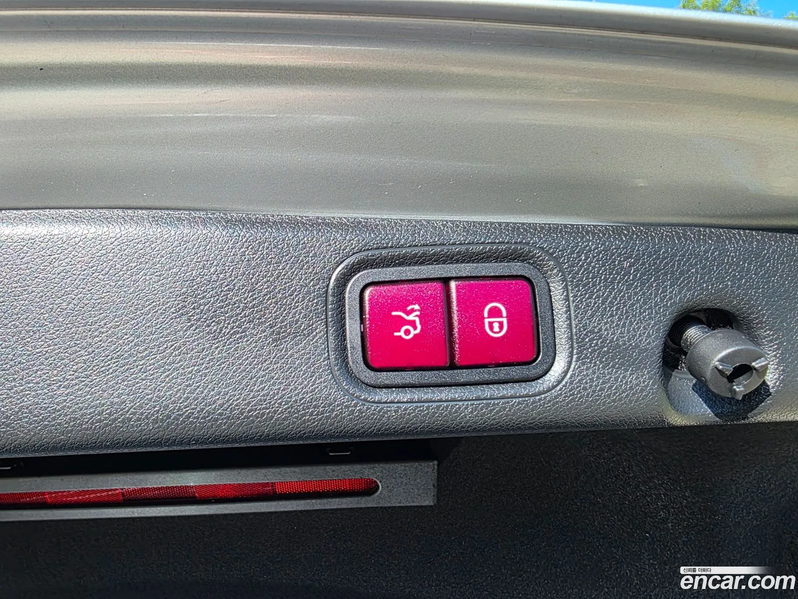 Mercedes-Benz E-Class W213 2016 — 11