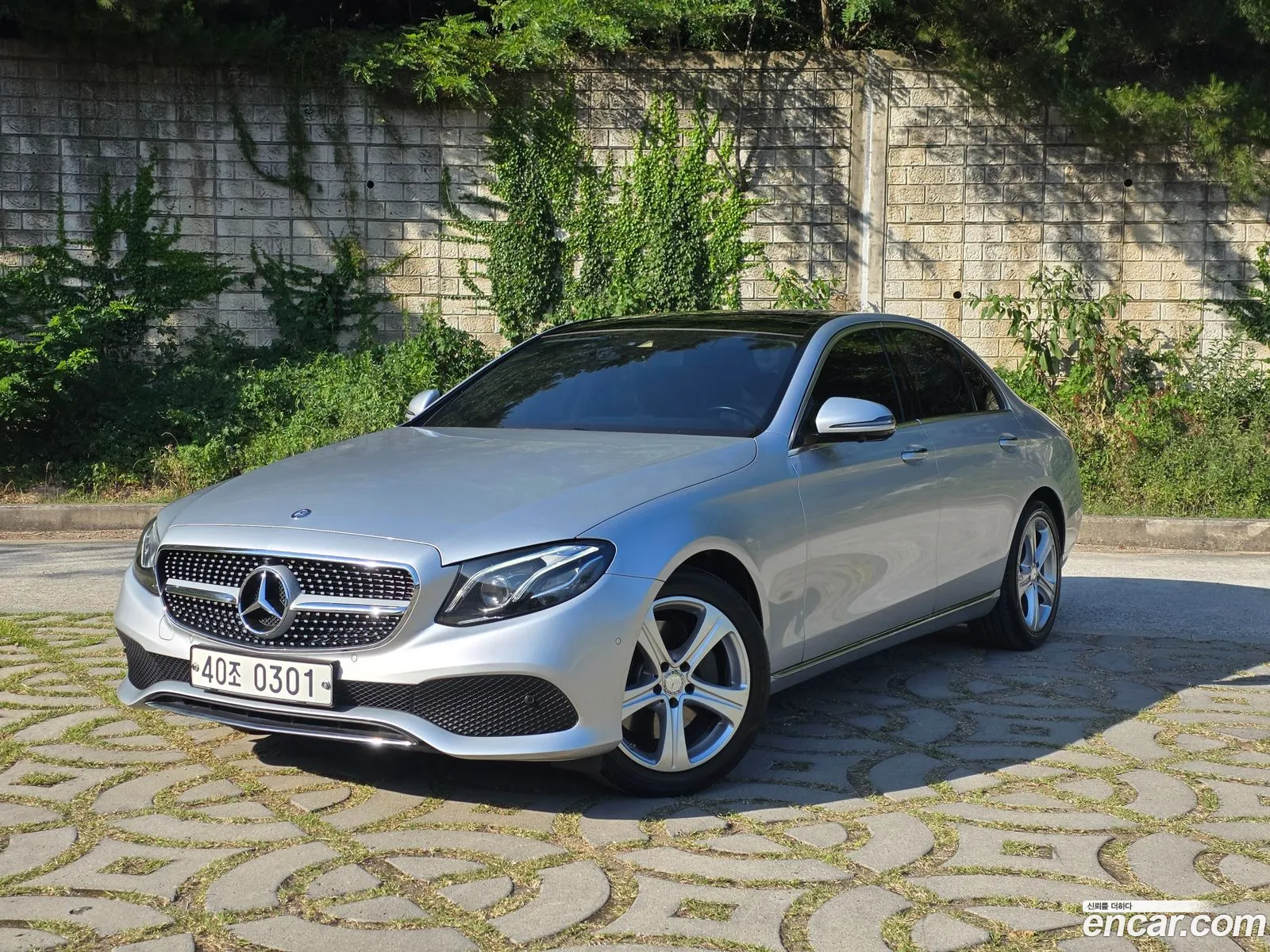 Mercedes-Benz E-Class W213 2016 — 16