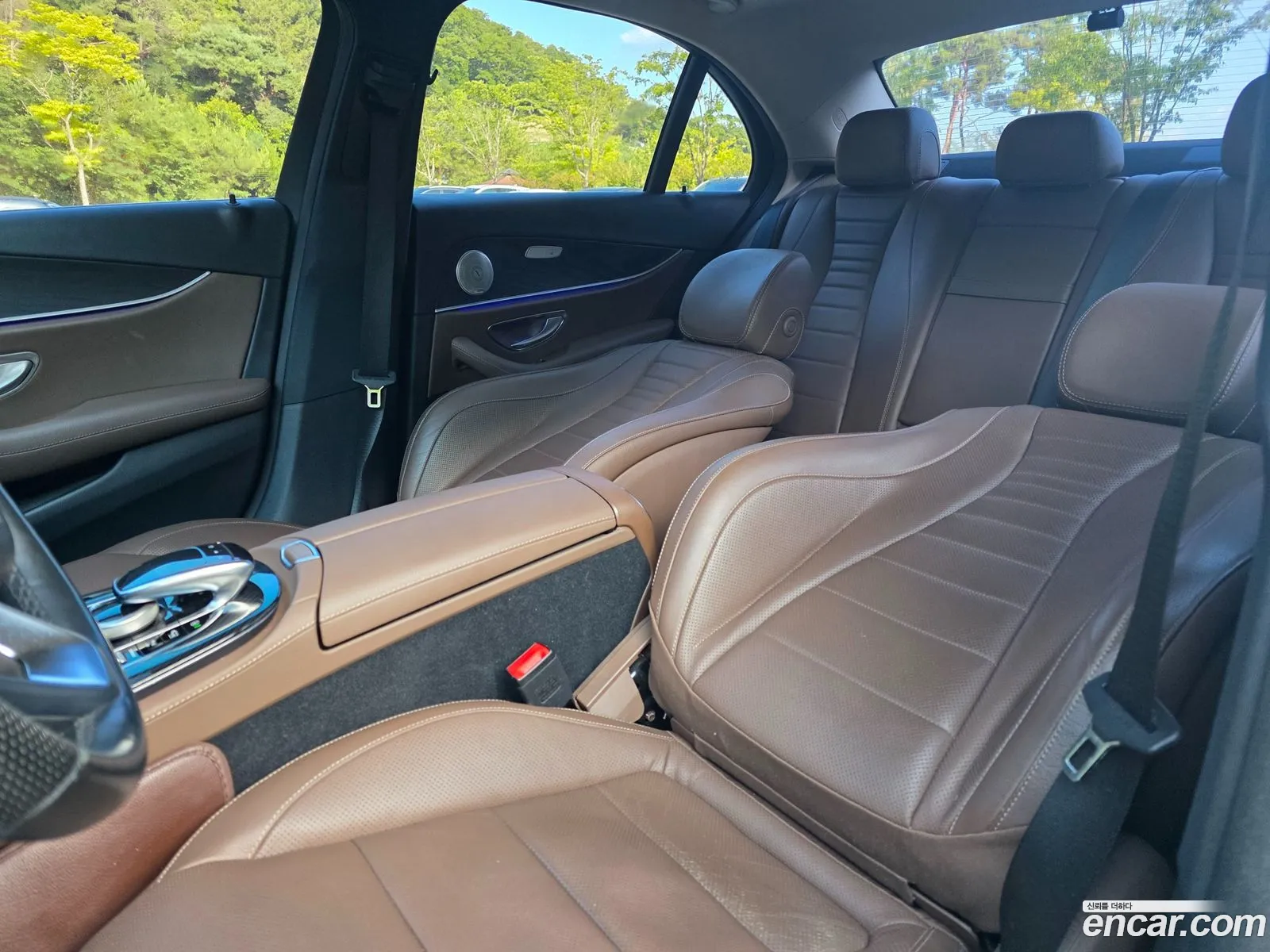 Mercedes-Benz E-Class W213 2016 — 15