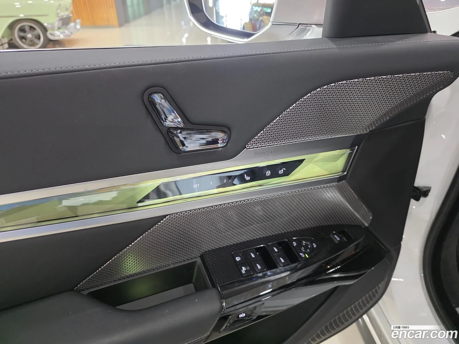 BMW 7 Series 2025 — 8