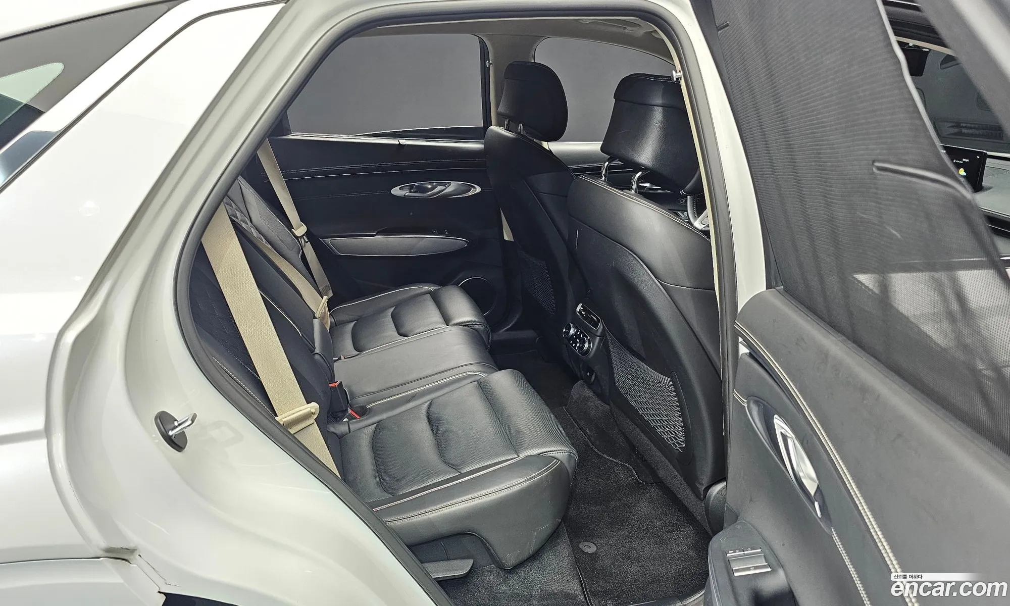 Genesis Electrified GV70 2022 — 19