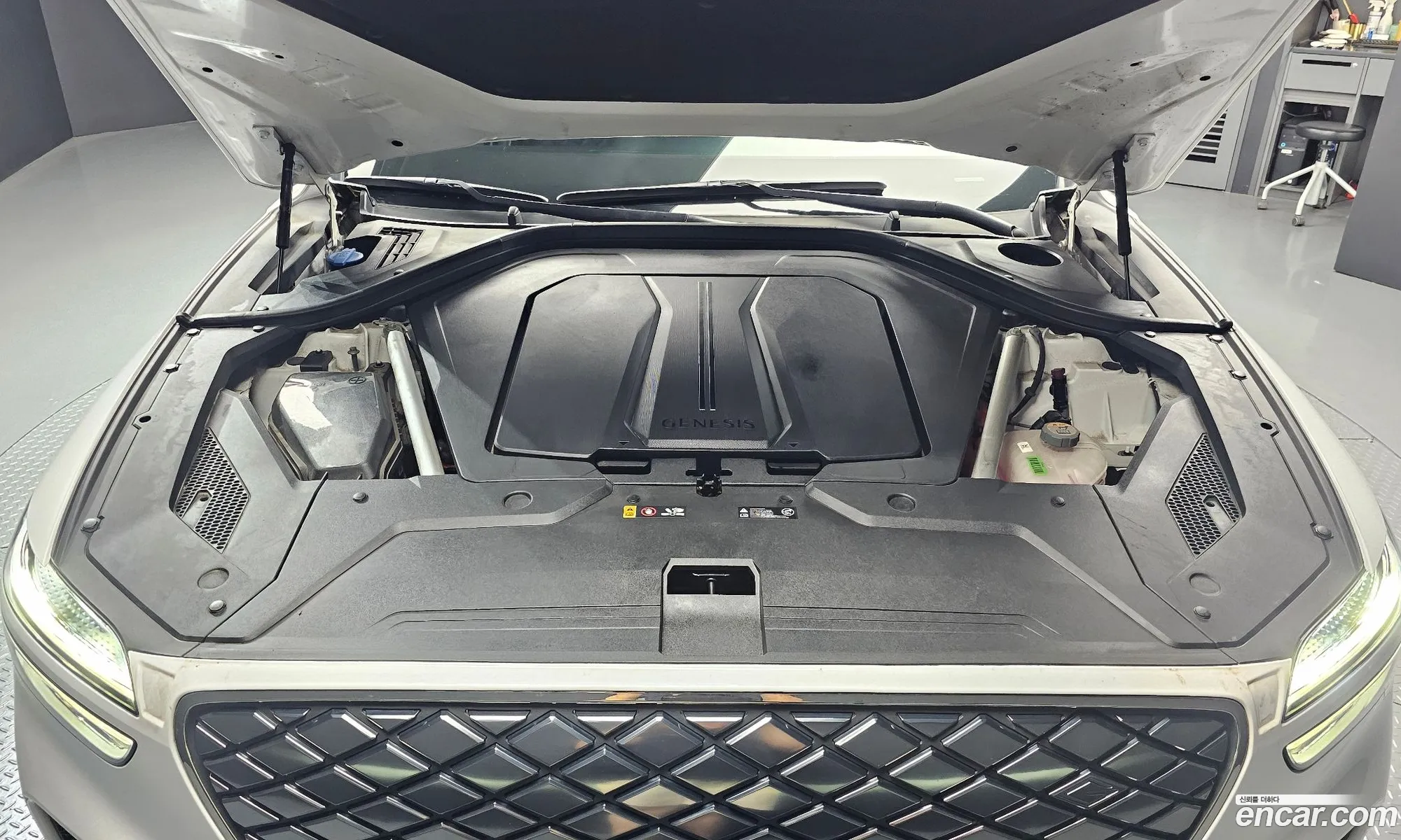 Genesis Electrified GV70 2022 — 7