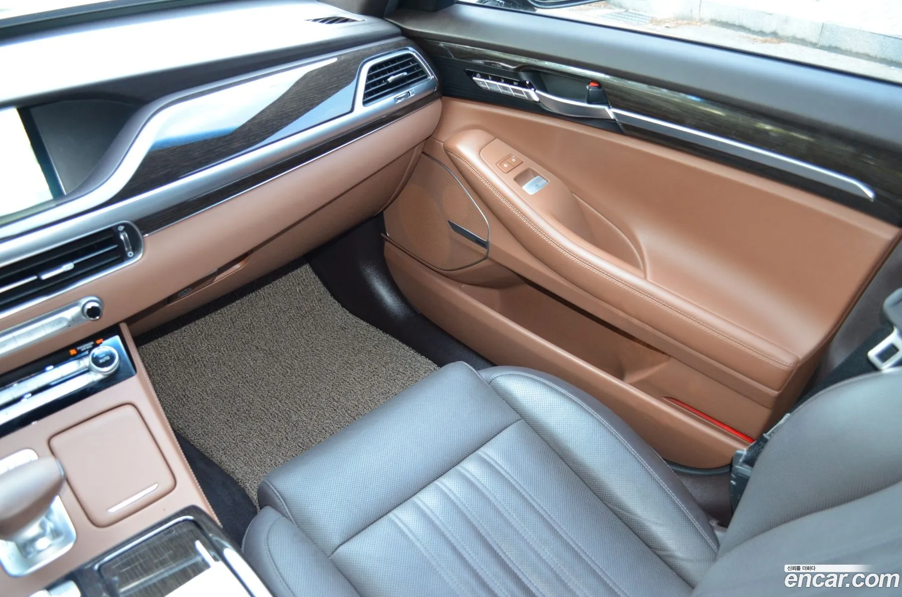 Genesis G90 2019 — 6