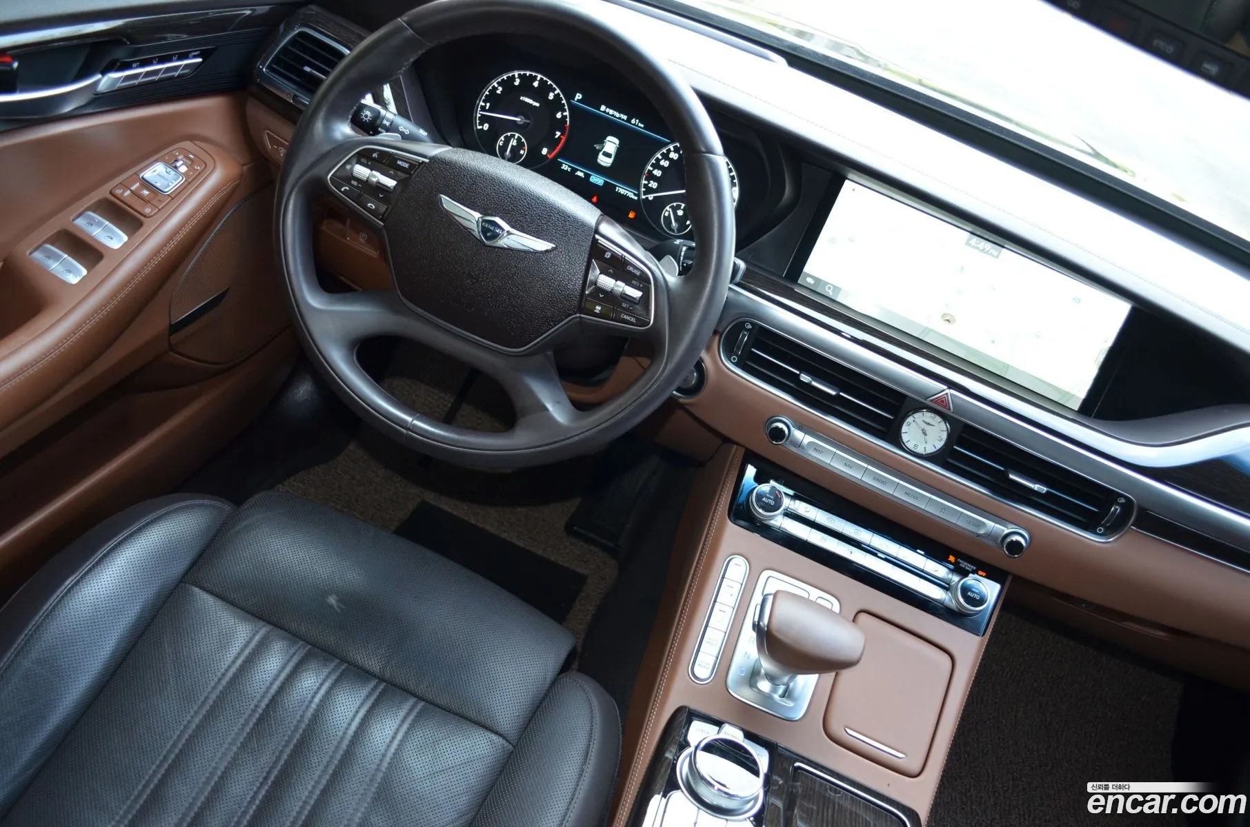 Genesis G90 2019 — 15